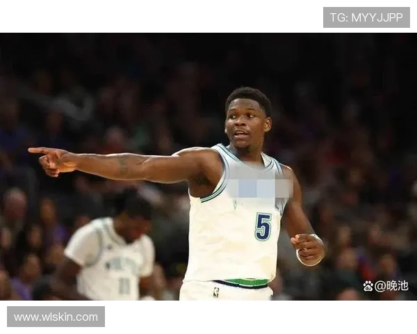 爱德华兹称球队氛围良好正佳